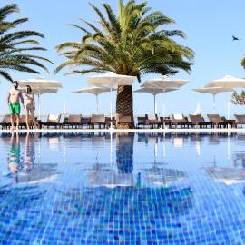 Alexandra Beach Spa Resort，位于波托什的酒店