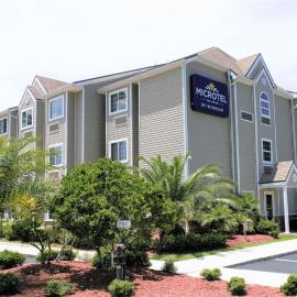 Microtel Inn & Suites by Wyndham Jacksonville Airport