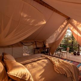 Plage Cachée - Glamping，位于韦伯斯卡的酒店