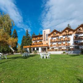Rifugio Sores Adventure，位于科雷多的酒店