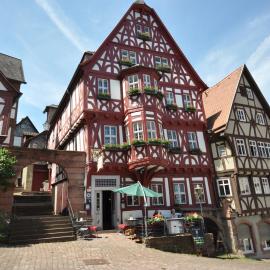 Hotel Schmuckkästchen，位于米尔滕贝格的酒店