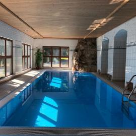 Berghotel Friedrichshöhe - Sauna, Pool & Natur，位于库罗阿尔滕堡的酒店