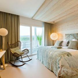 Hôtel restaurant Spa de l'Abbaye，位于Grande-Rivière Château的酒店