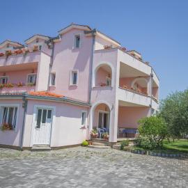 Guesthouse Helena，位于卡什泰拉的酒店