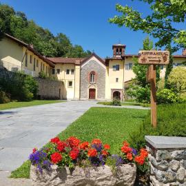 Certosa 1515，位于阿维利亚纳的酒店