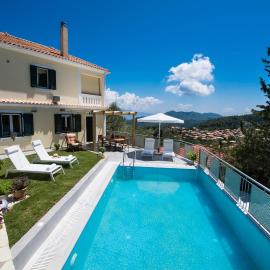 Villa Amolena，位于Kariá的酒店