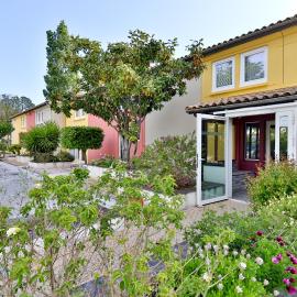 Hotel Le Coudon，位于La Farlède的酒店