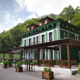 Hotel El Repelao，位于科瓦东加的酒店