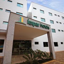 Impar Suites Barao de Cocais，位于巴朗德科凯斯的酒店