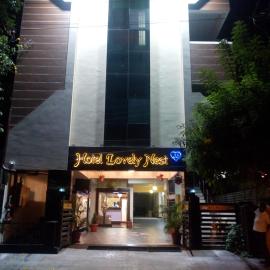 Hotel Lovely Nest，位于哥印拜陀的酒店