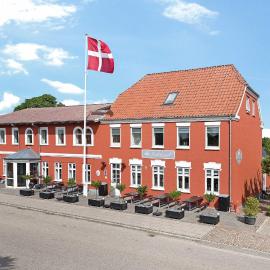 Hotel Jernbanegade,位于基巴埃克的酒店