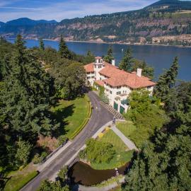 Columbia Gorge Hotel & Spa，位于胡德里弗的酒店
