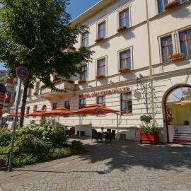 Hotel am Luisenplatz，位于波茨坦的酒店