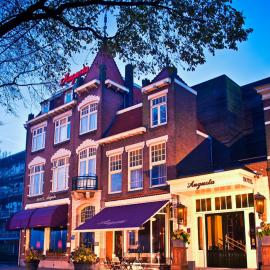 Augusta Hotel，位于艾默伊登的酒店