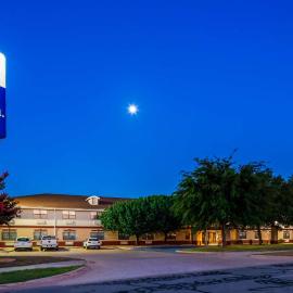 Best Western Inn & Suites，位于Copperas Cove的酒店