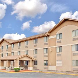 Super 8 by Wyndham Mokena/Frankfort /I-80，位于Mokena的酒店