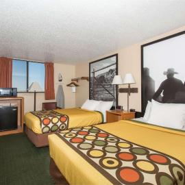 Super 8 by Wyndham Casper West by the River，位于卡斯珀的酒店