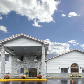 Super 8 by Wyndham Gallipolis Pt Pleasant Area，位于加利波利斯的酒店