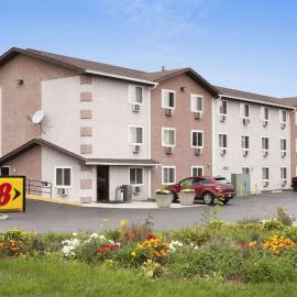 Super 8 by Wyndham Peru Starved Rock State Park，位于秘鲁的酒店