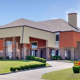 Super 8 by Wyndham Sapulpa/Tulsa Area，位于Glenpool的酒店
