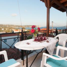 The house of "Angelina", magnificent view of the sea，位于迈索尼的酒店