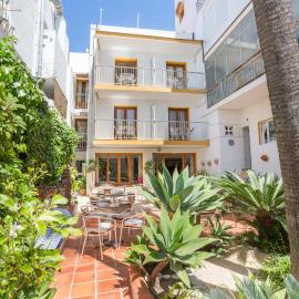 Hotel Buigues，位于莫莱拉的酒店