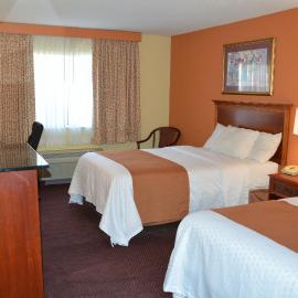 Columbus Grand Hotel & Banquet Center，位于哥伦布的酒店