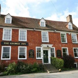 The George Inn，位于罗伯茨布里奇的酒店