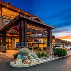 Best Western Plus Flathead Lake Inn and Suites，位于Somers的酒店