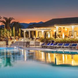 Lantana Resort Hotel&Apartments，位于普拉的酒店