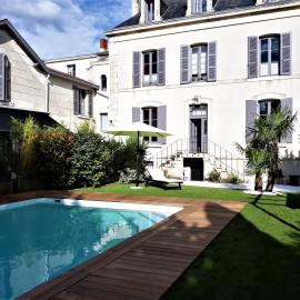 Chambres d'Hôtes Maison La Porte Rouge，位于尼奥尔的酒店