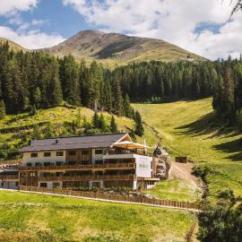 Das Jochelius - Bike in & Bike out - Mountain Hideaway，位于瑙德斯的酒店
