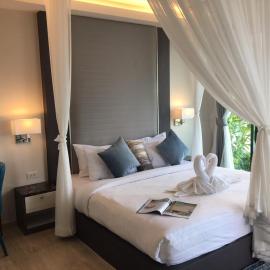 La Playa Beach Front Pool Villa Cha-am,Huahin，位于七岩的酒店