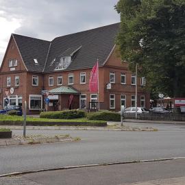 Schollers Restaurant & Hotel，位于伦茨堡的酒店