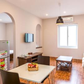 Nghi Son Hotel，位于Xóm Dữa的酒店