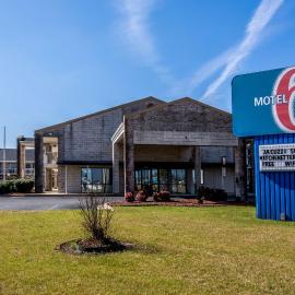 Motel 6-Kenly, NC，位于Kenly的酒店