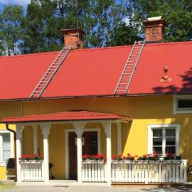 Enecopia Bed & Breakfast，位于恩雪平的酒店