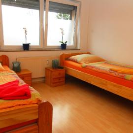 Monteurzimmer Krings Baptistastr 2a，位于埃施韦勒的酒店
