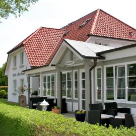 Hotel Haus Kranich，位于普雷罗的酒店