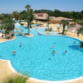 Camping Resort Les Champs Blancs，位于阿格德的酒店