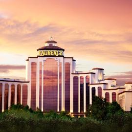 L’Auberge Casino Resort Lake Charles，位于查尔斯湖的酒店