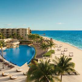 Dreams Riviera Cancun Resort & Spa - All Inclusive，位于莫雷洛斯港的酒店