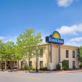 Days Inn by Wyndham Silver Spring，位于银泉的酒店