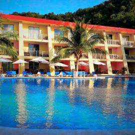 La Quinta Gran Bahía, Cuastecomates - Todo Incluido，位于库亚斯特柯梅特的酒店