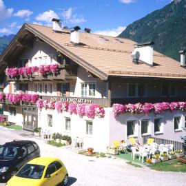 Hotel Villa Mozart，位于博萨迪法萨的酒店