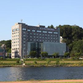 Hotel Dongbang,位于晋州市的酒店