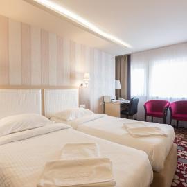 Bacolux Craiovita, Craiova，位于克拉约瓦的酒店