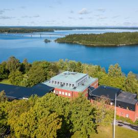 Västerbacken Hotell & Konferens，位于Holmsund的酒店
