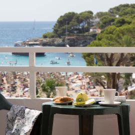 Gavimar Cala Gran Hotel and Apartments，位于卡拉达沃的酒店
