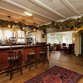 The Wheatsheaf at Beetham，位于Beetham的酒店